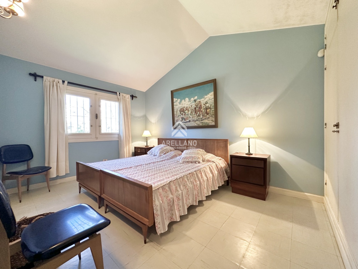 Casa ID.4041 - Venta Casa 6 dormitorios Mansa Punta del Este