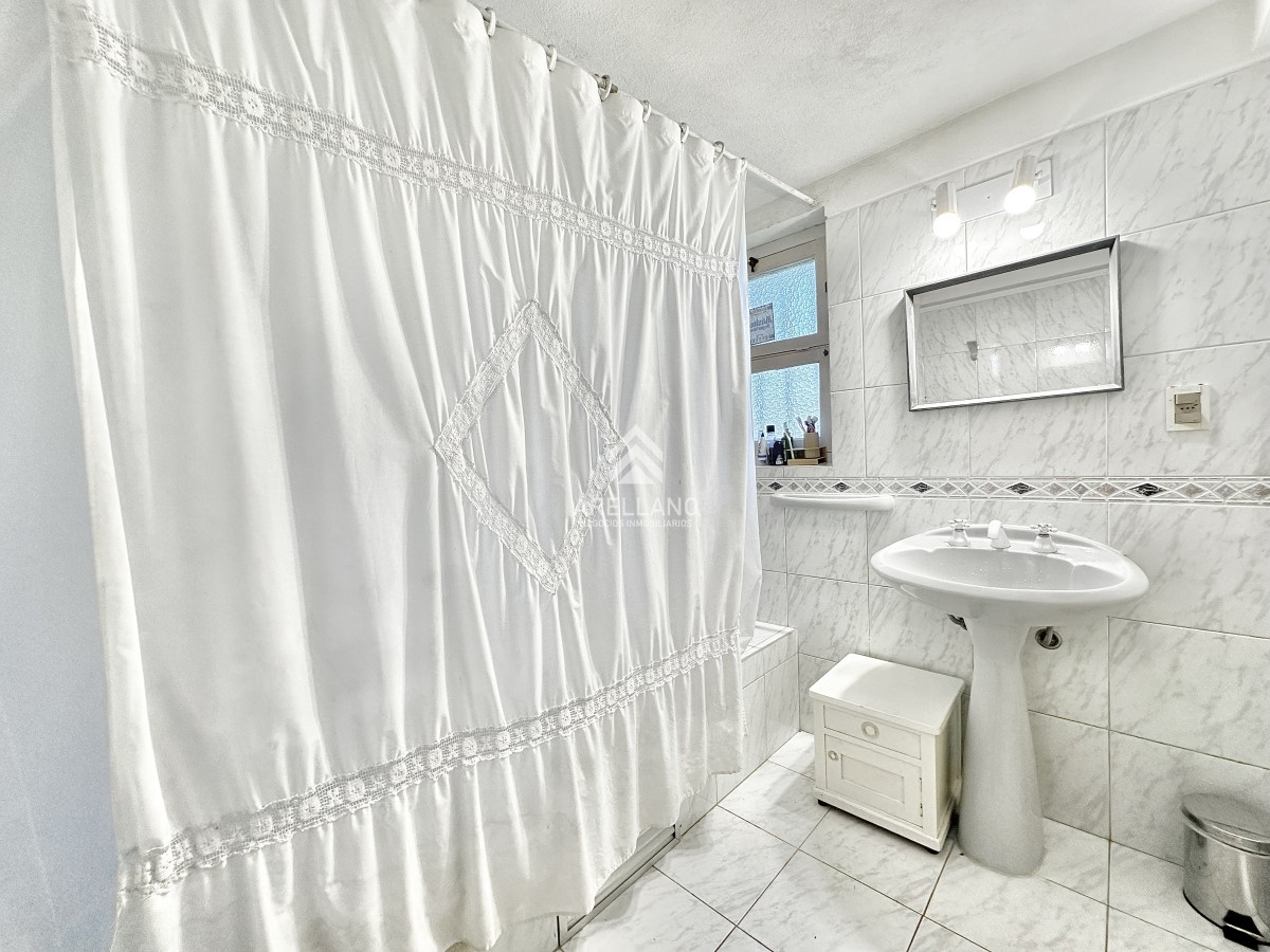 Casa ID.4041 - Venta Casa 6 dormitorios Mansa Punta del Este