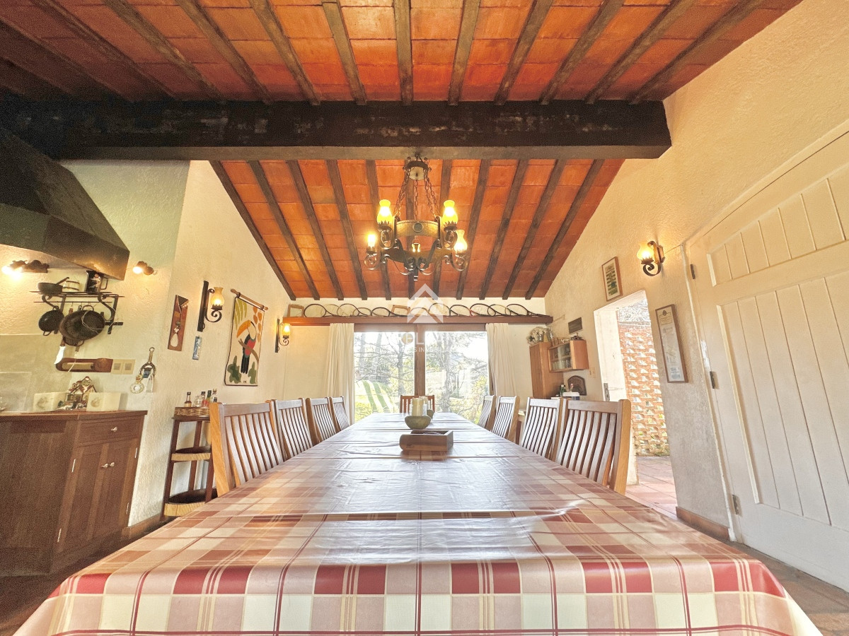 Casa ID.4041 - Venta Casa 6 dormitorios Mansa Punta del Este