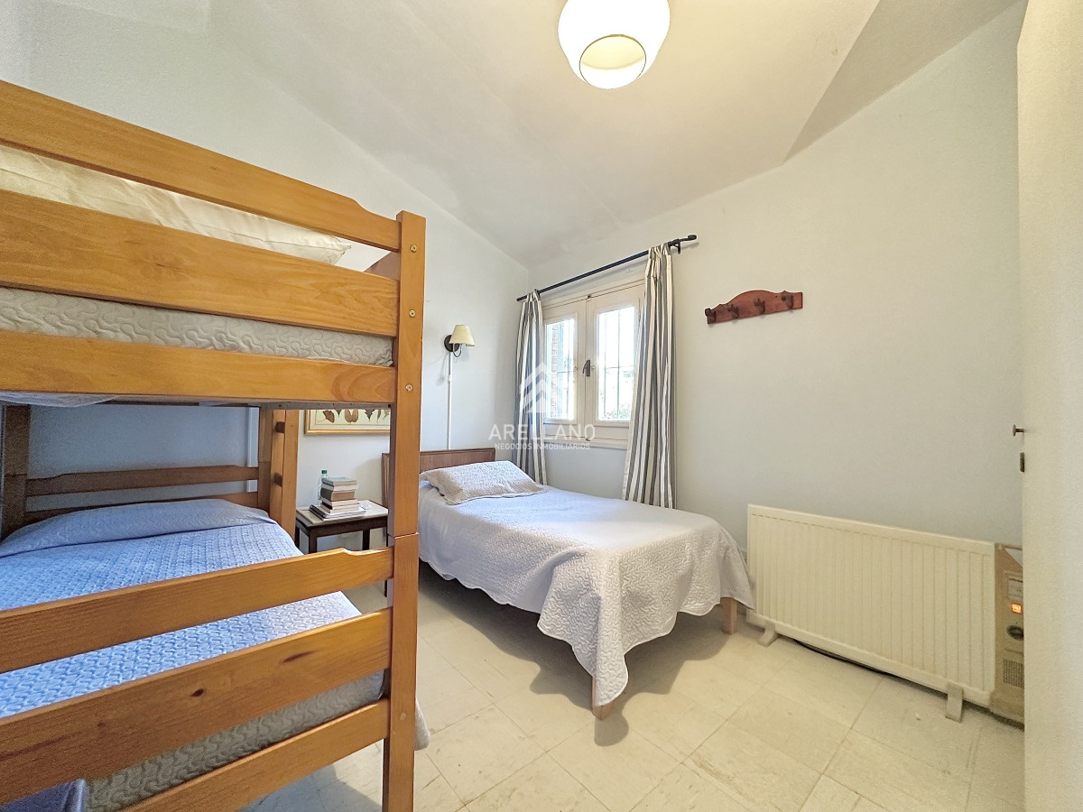 Casa ID.4041 - Venta Casa 6 dormitorios Mansa Punta del Este