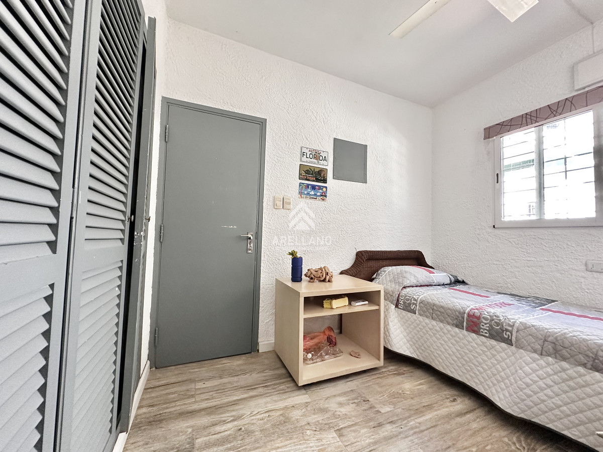 Casa ID.5874 - Casa Venta 5 dormitorios Cantegril Punta del Este