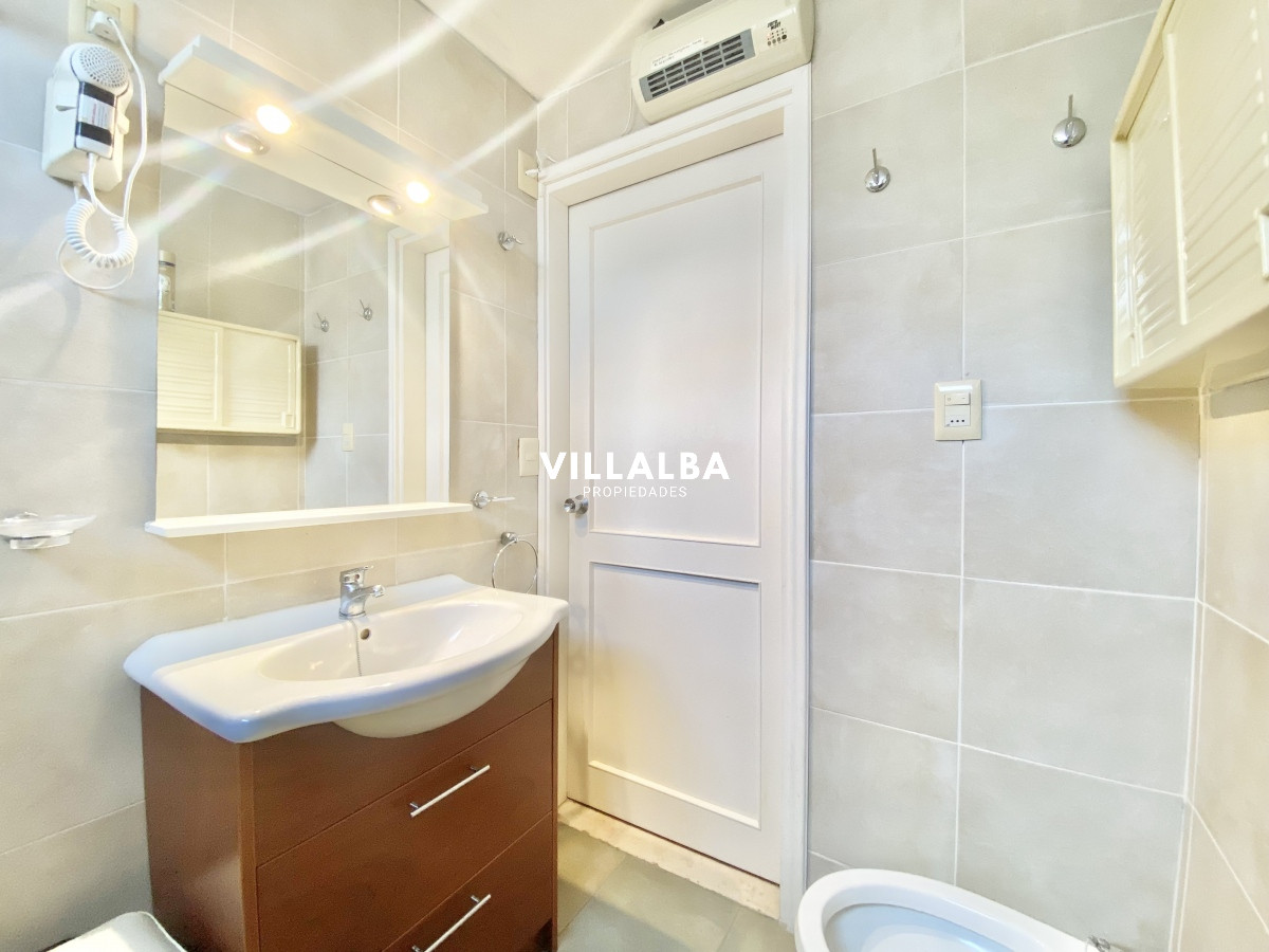 Apartamento ID.3799 - Apartamento Venta 2 dormitorios Aidy Grill Punta del Este