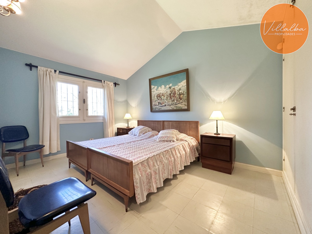Apartamento ID.3537 - Venta Casa 6 dormitorios Mansa Punta del Este