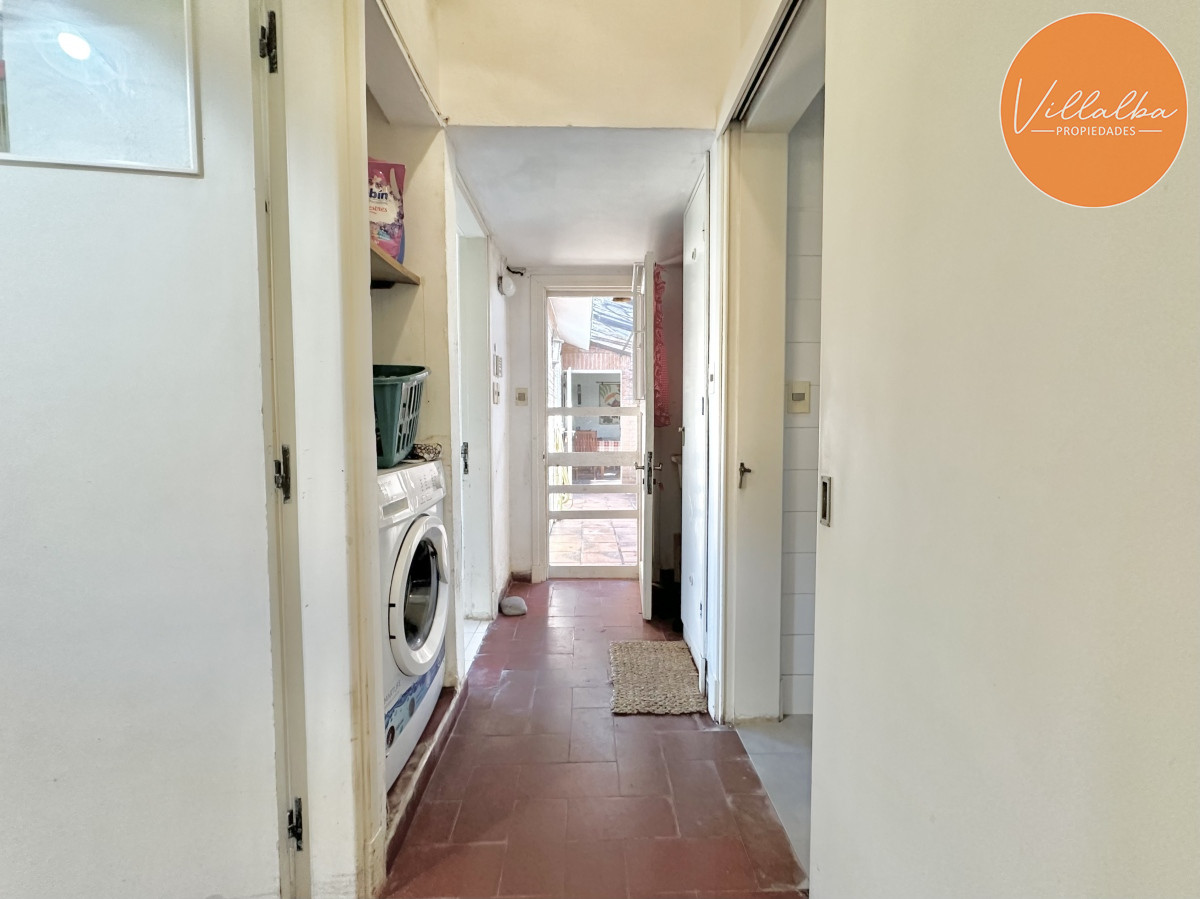 Apartamento ID.3537 - Venta Casa 6 dormitorios Mansa Punta del Este