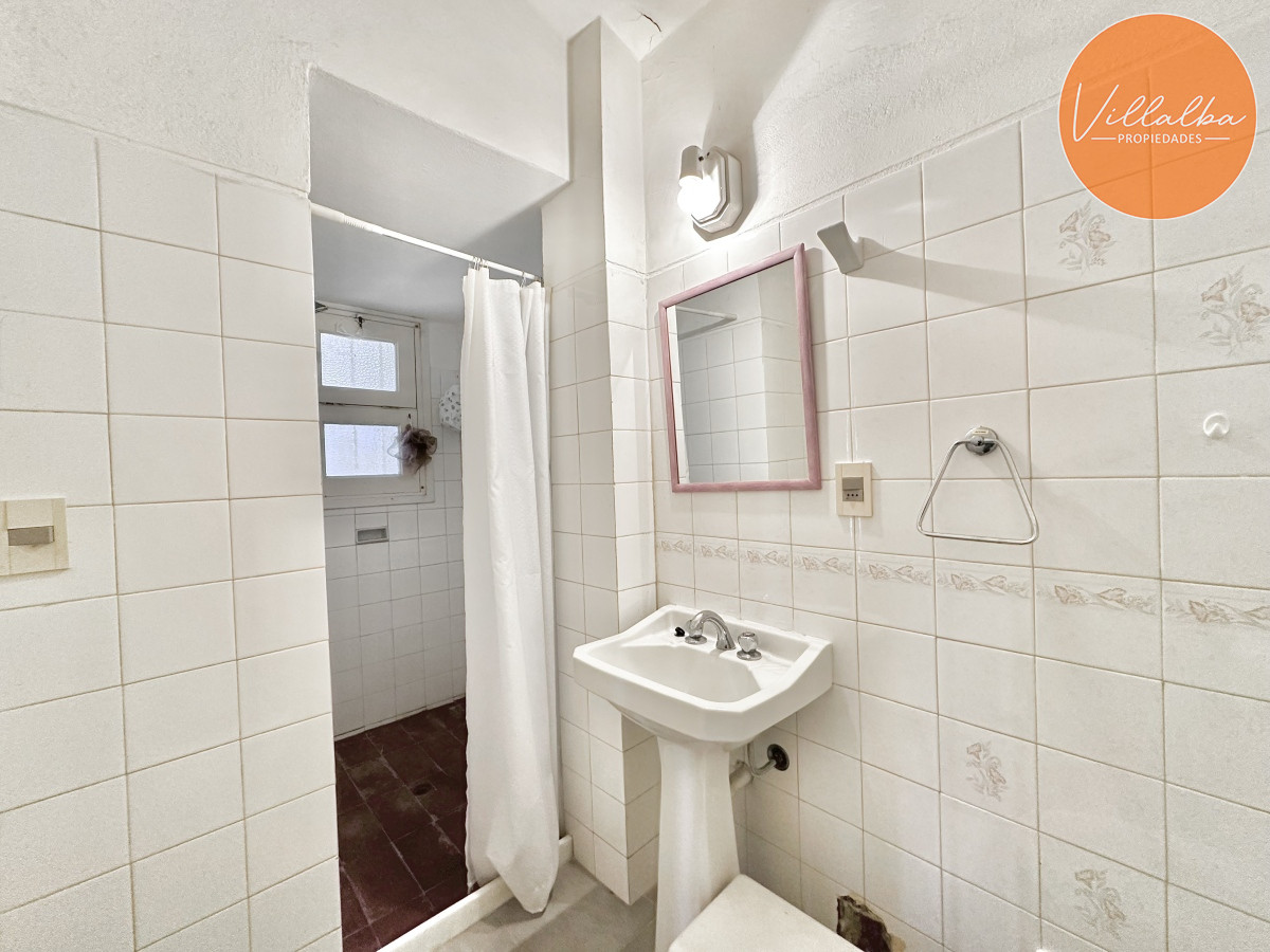 Apartamento ID.3537 - Venta Casa 6 dormitorios Mansa Punta del Este