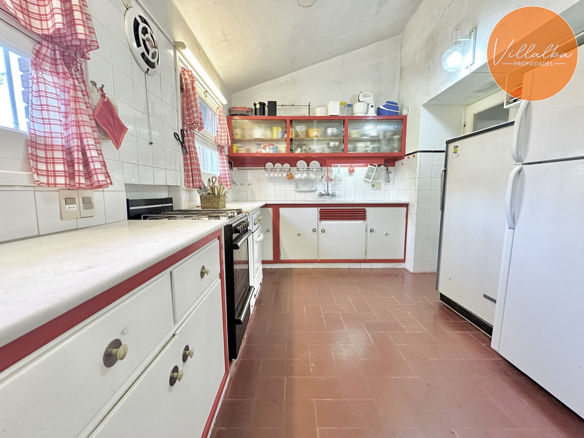 Apartamento ID.3537 - Venta Casa 6 dormitorios Mansa Punta del Este