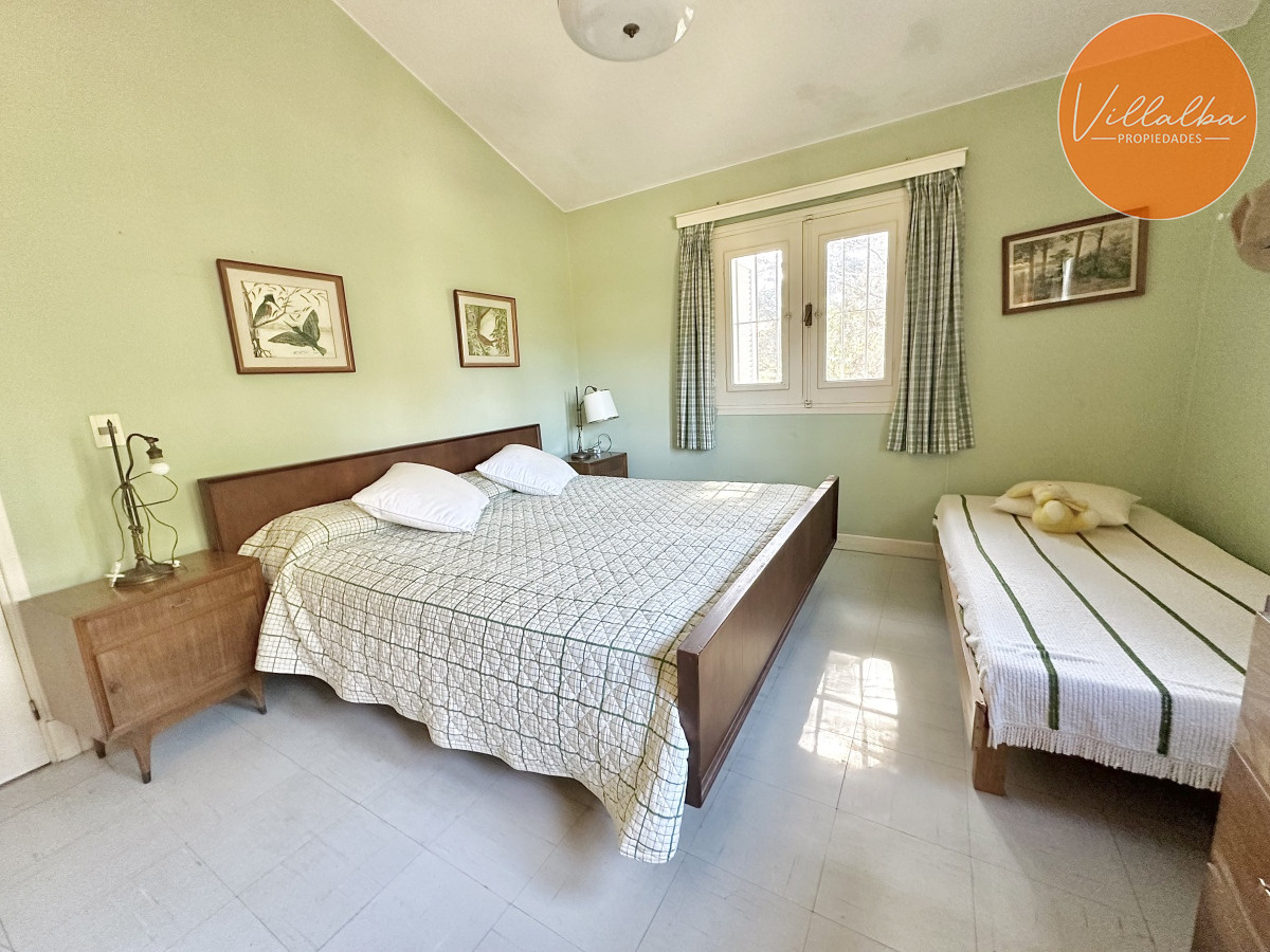 Apartamento ID.3537 - Venta Casa 6 dormitorios Mansa Punta del Este
