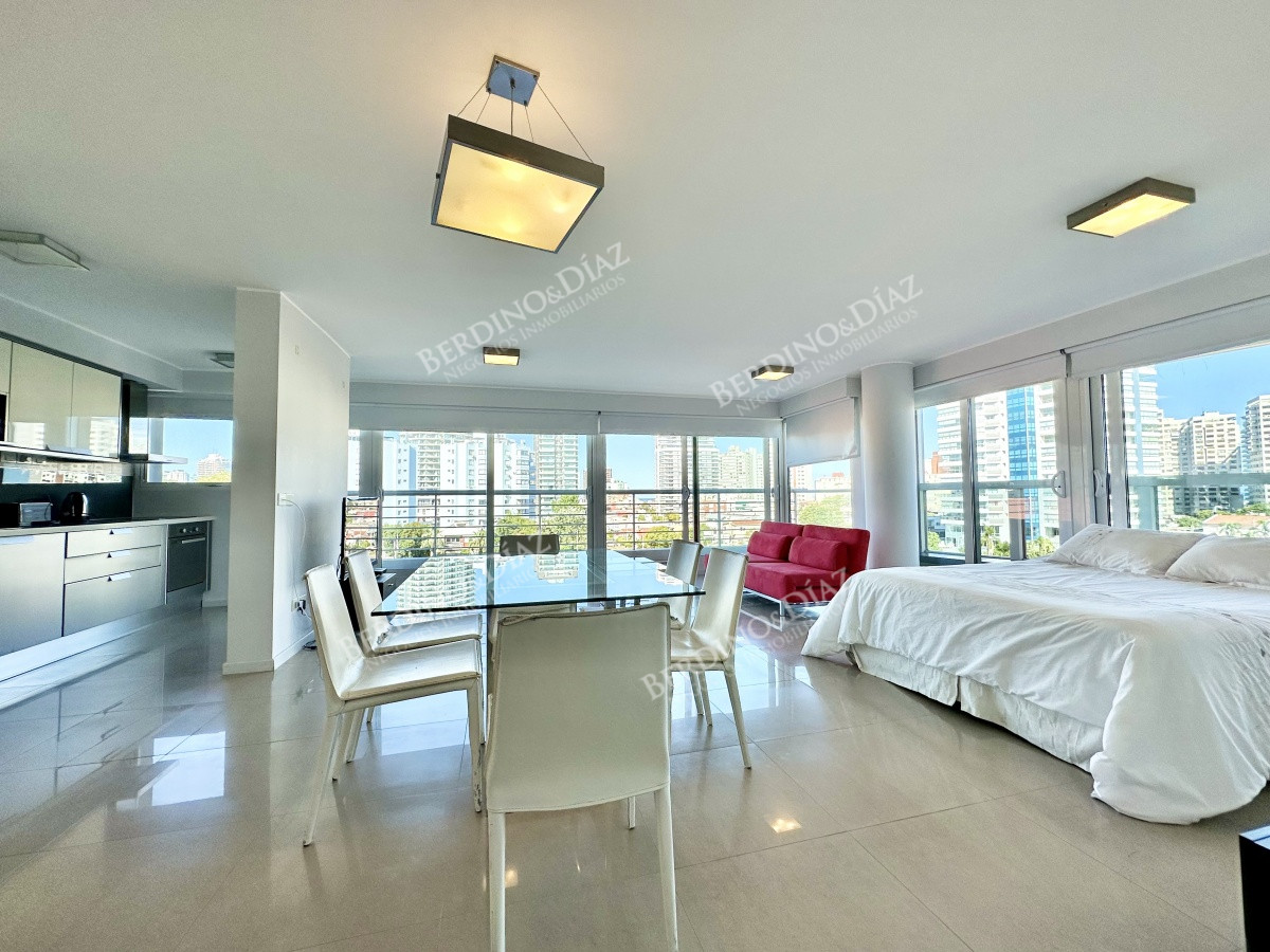 Apartamento ID.1758 - Moderno Loft con todos los servicios Playa Mansa