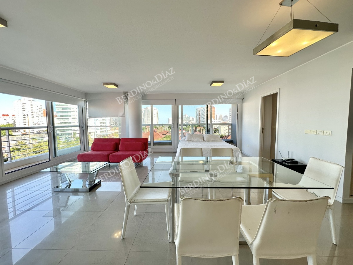 Apartamento ID.1758 - Moderno Loft con todos los servicios Playa Mansa