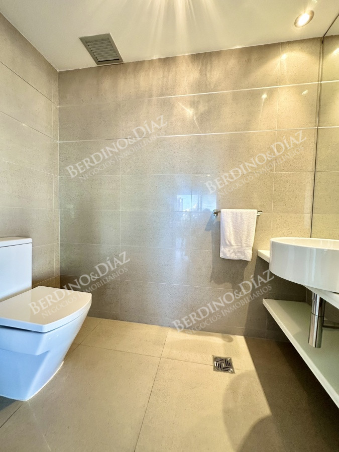 Apartamento ID.1758 - Moderno Loft con todos los servicios Playa Mansa