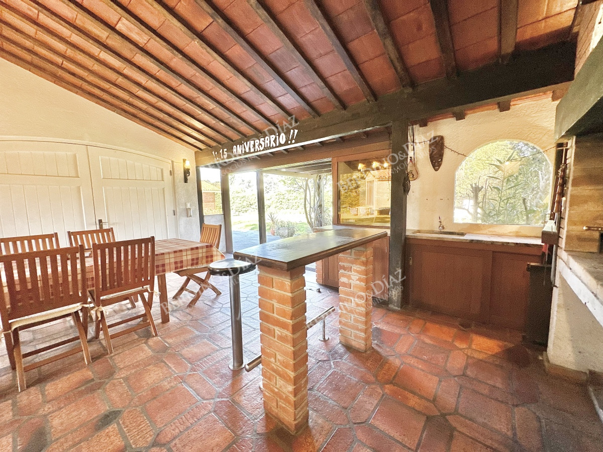 Casa ID.2929 - Venta Casa 6 dormitorios Mansa Punta del Este