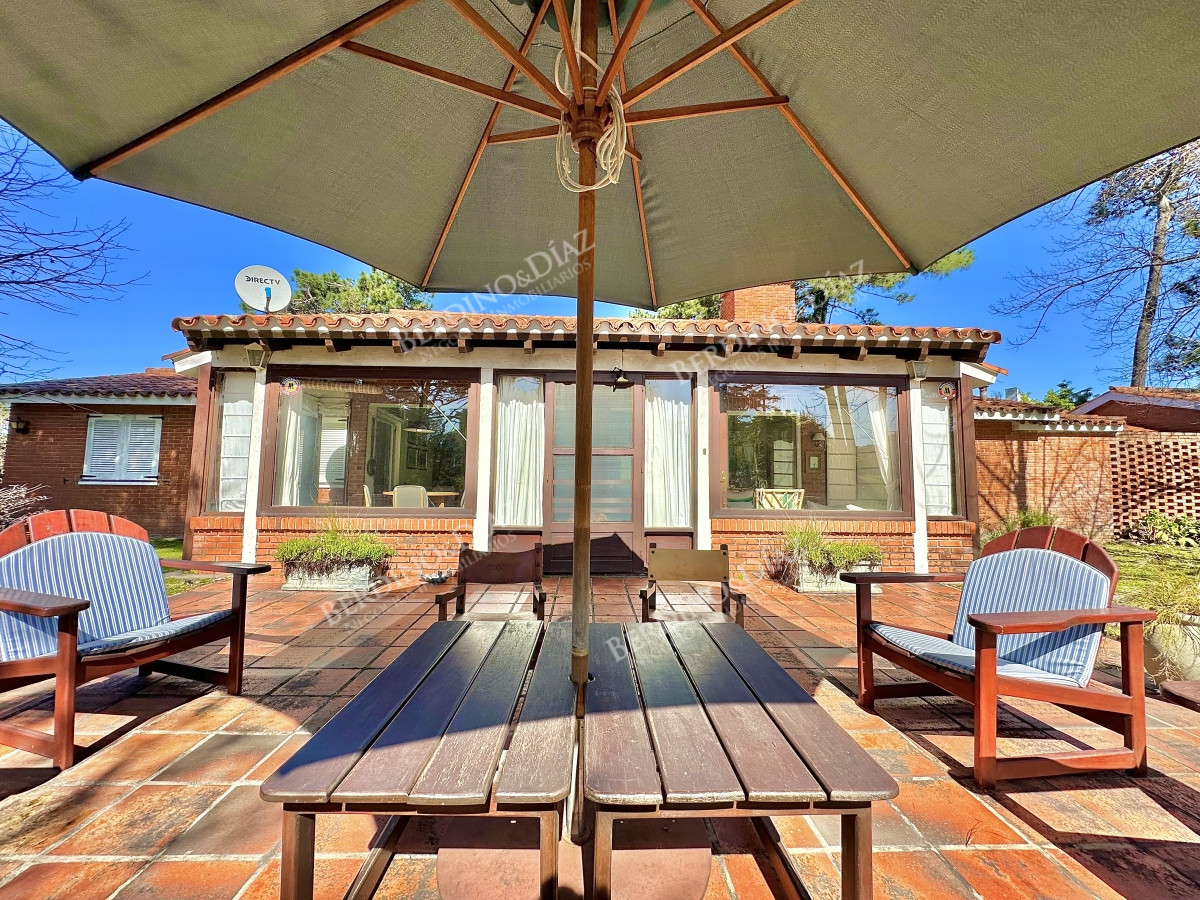 Casa ID.2929 - Venta Casa 6 dormitorios Mansa Punta del Este