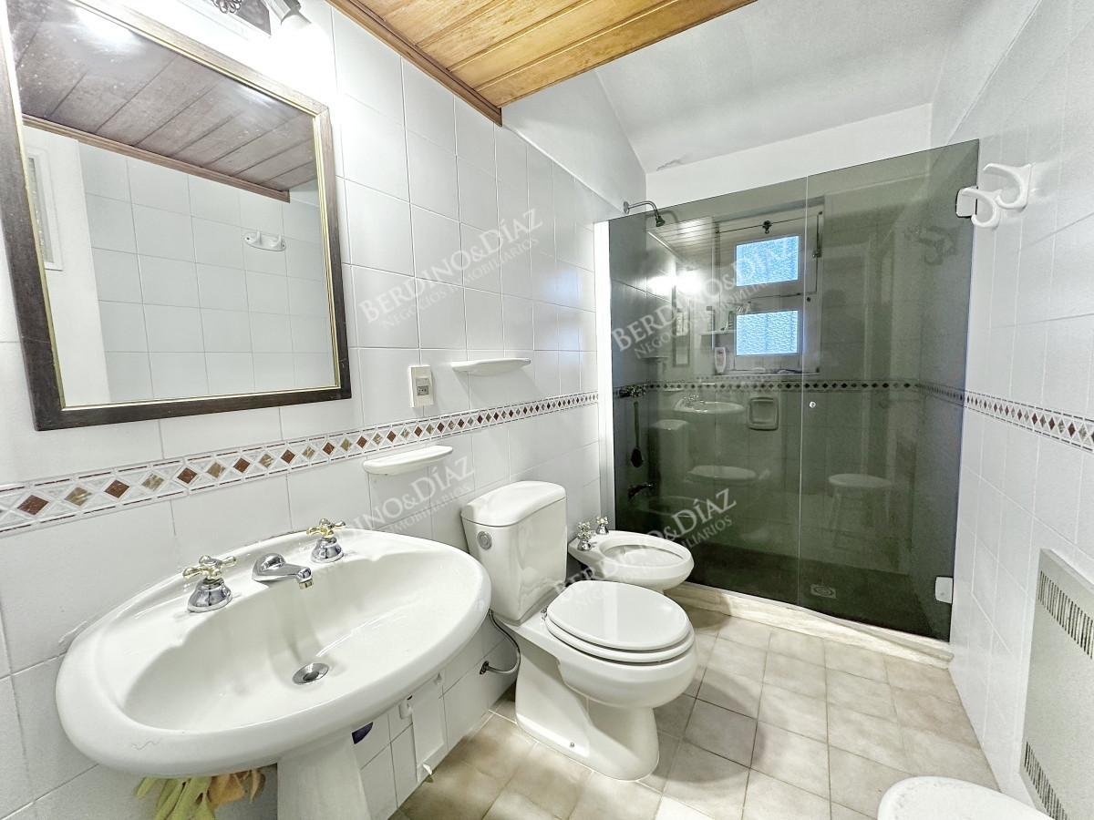 Casa ID.2929 - Venta Casa 6 dormitorios Mansa Punta del Este