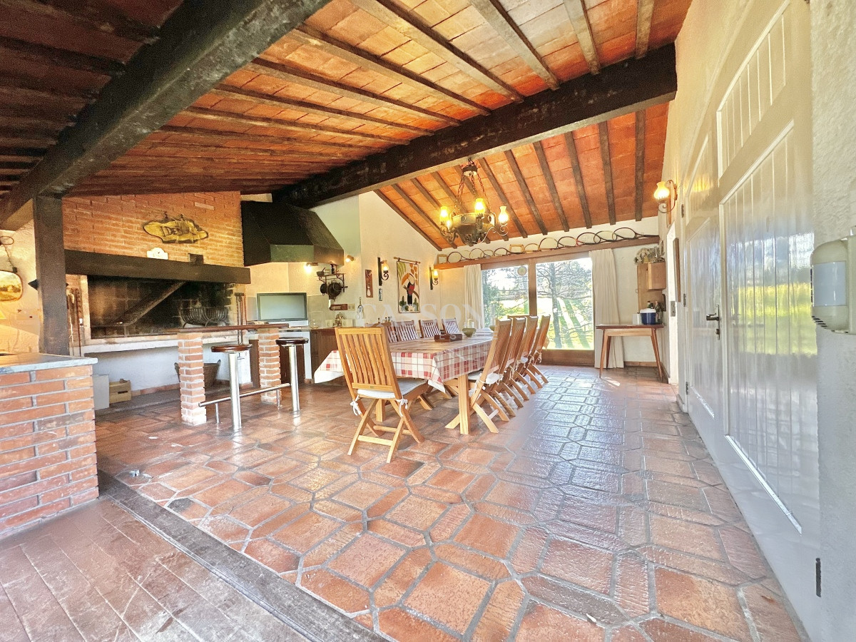 Casa ID.2254 - Venta Casa 6 dormitorios Mansa Punta del Este