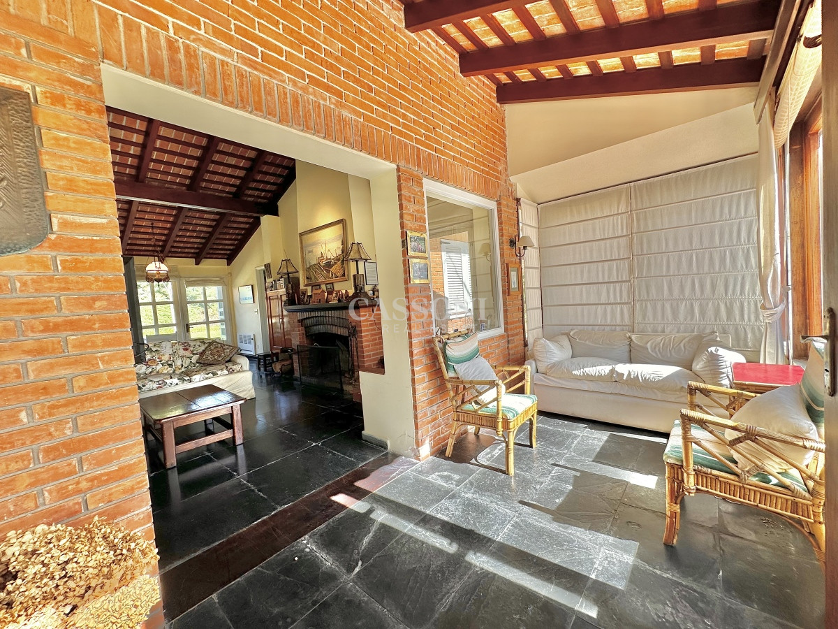 Casa ID.2254 - Venta Casa 6 dormitorios Mansa Punta del Este