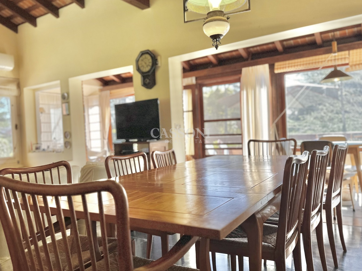 Casa ID.2254 - Venta Casa 6 dormitorios Mansa Punta del Este