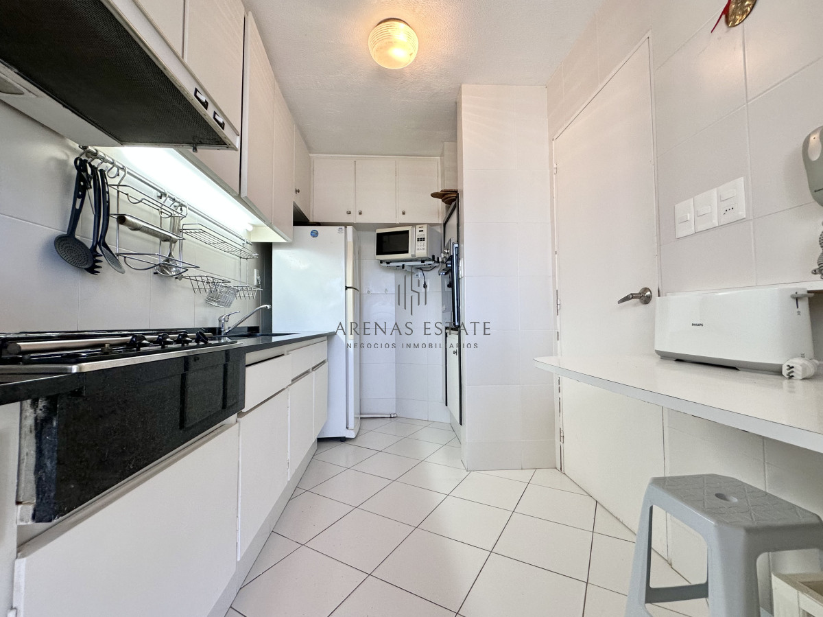 Apartamento ID.4114 - Venta Apartamento 2 dormitorios Punta del Este Brava piso alto