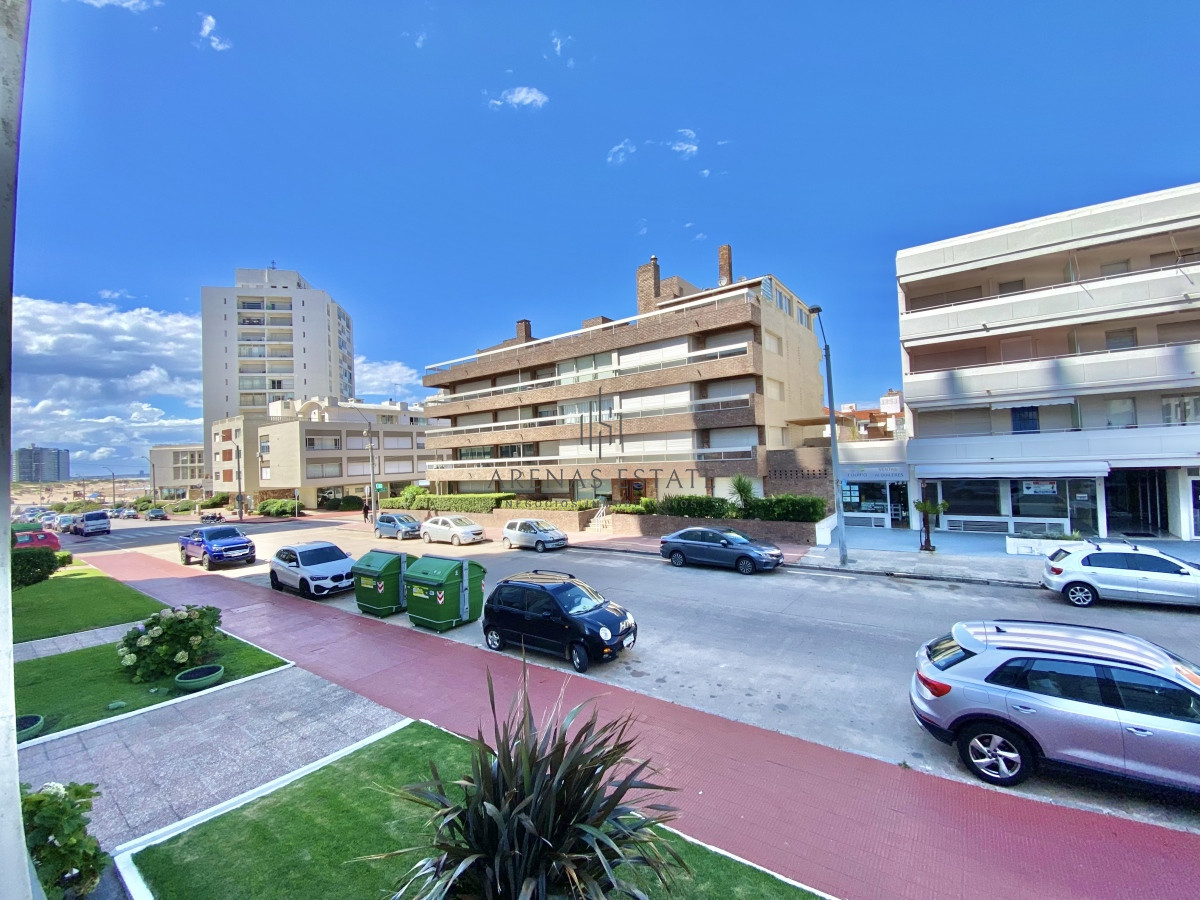Apartamento ID.3835 - VENTA, Monoambiente, Península, Punta del Este, Uruguay
