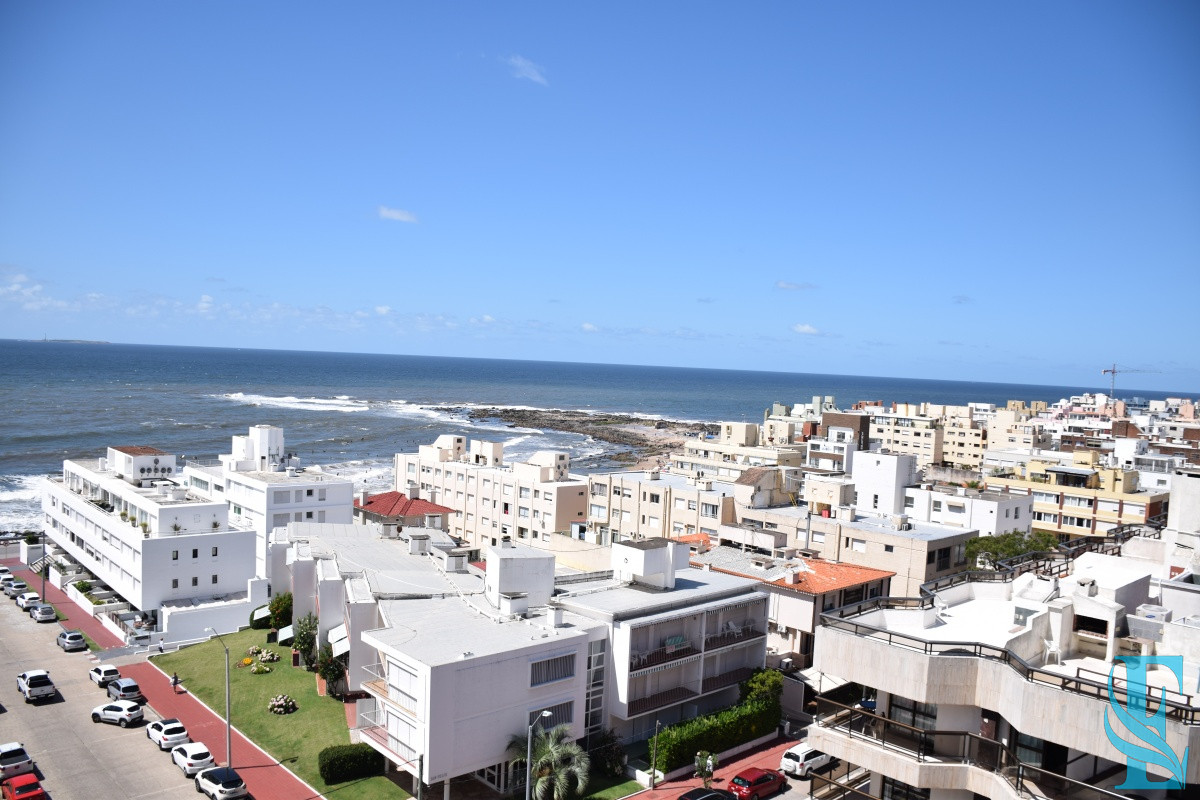 Apartamento ID.159 - Península, a metros de playa brava! 