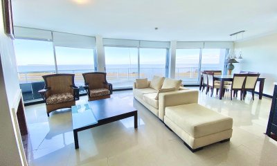 VENTA  Apartamento 3 dormitorios  Mansa Punta del Este Uruguay