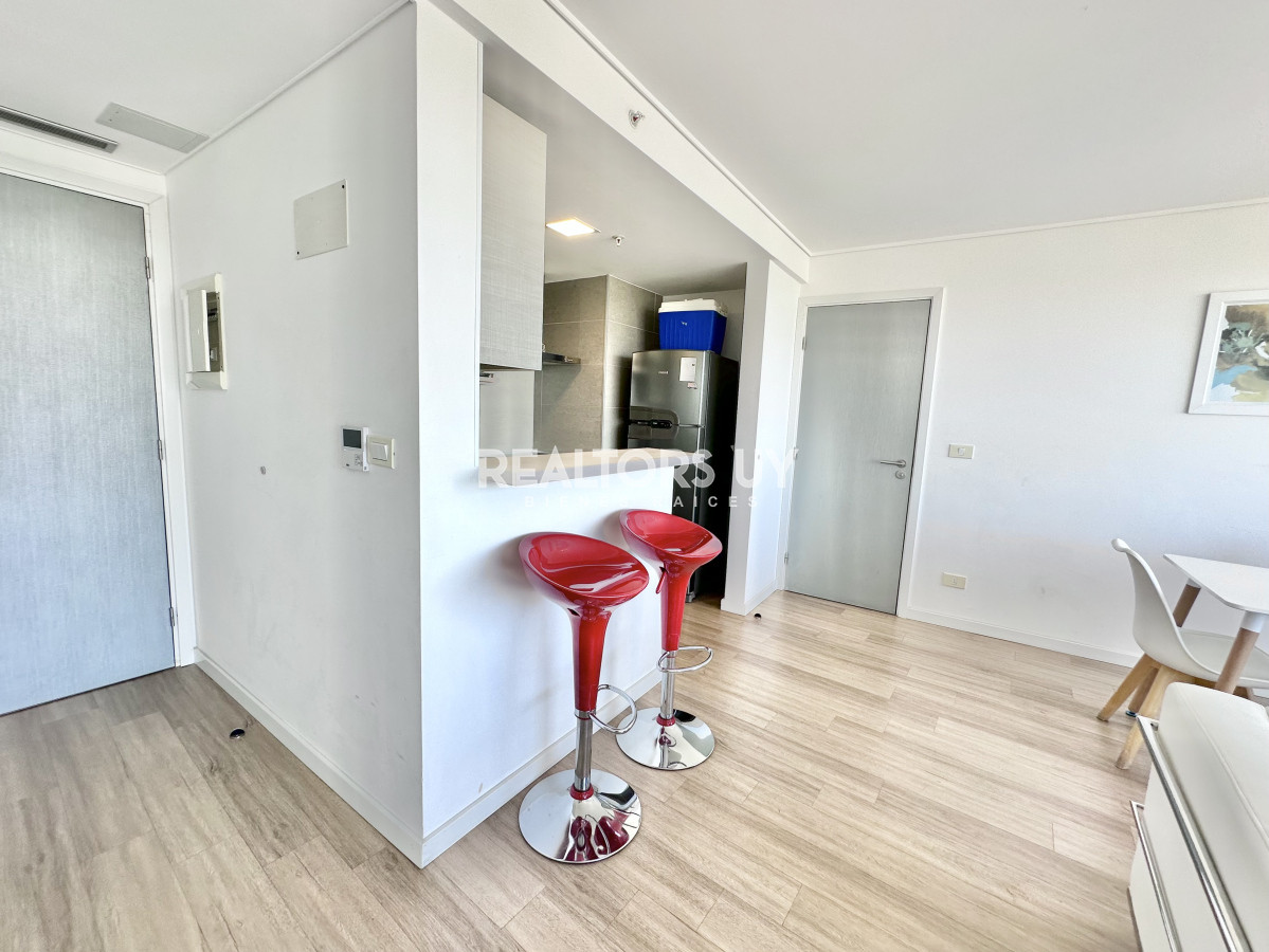Apartamento ID.198 - Apartamento a pasos del mar y hotel Conrad Enjoy, Punta del Este