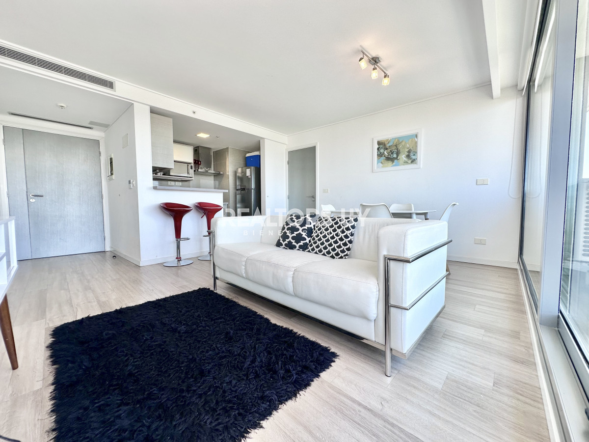 Apartamento ID.198 - Apartamento a pasos del mar y hotel Conrad Enjoy, Punta del Este