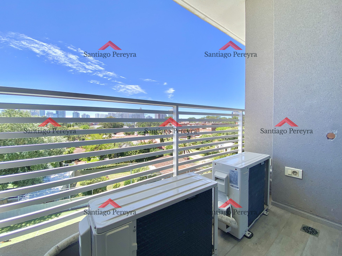 Apartamento ID.7439 - a pasos de la Mansa! 