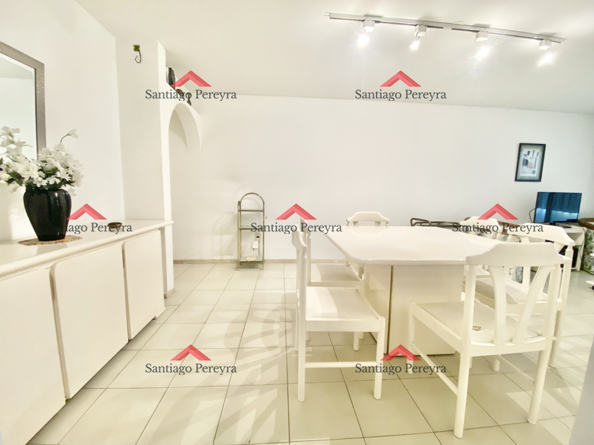 Apartamento ID.14883 - VENTA, Apartamento, 2 dormitorios y garaje, Punta del Este, Uruguay