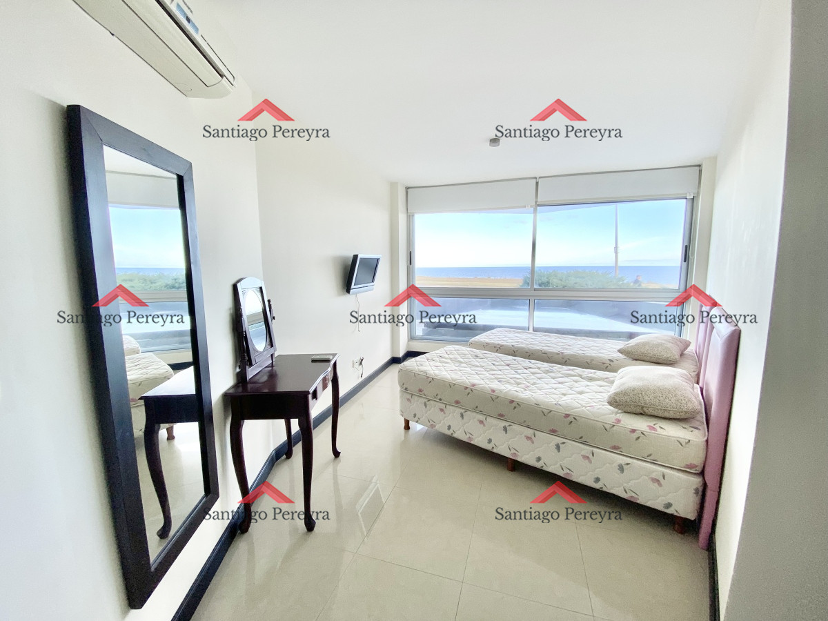 Apartamento ID.7234 - Apartamento frente a playa mansa, espectacular!! 