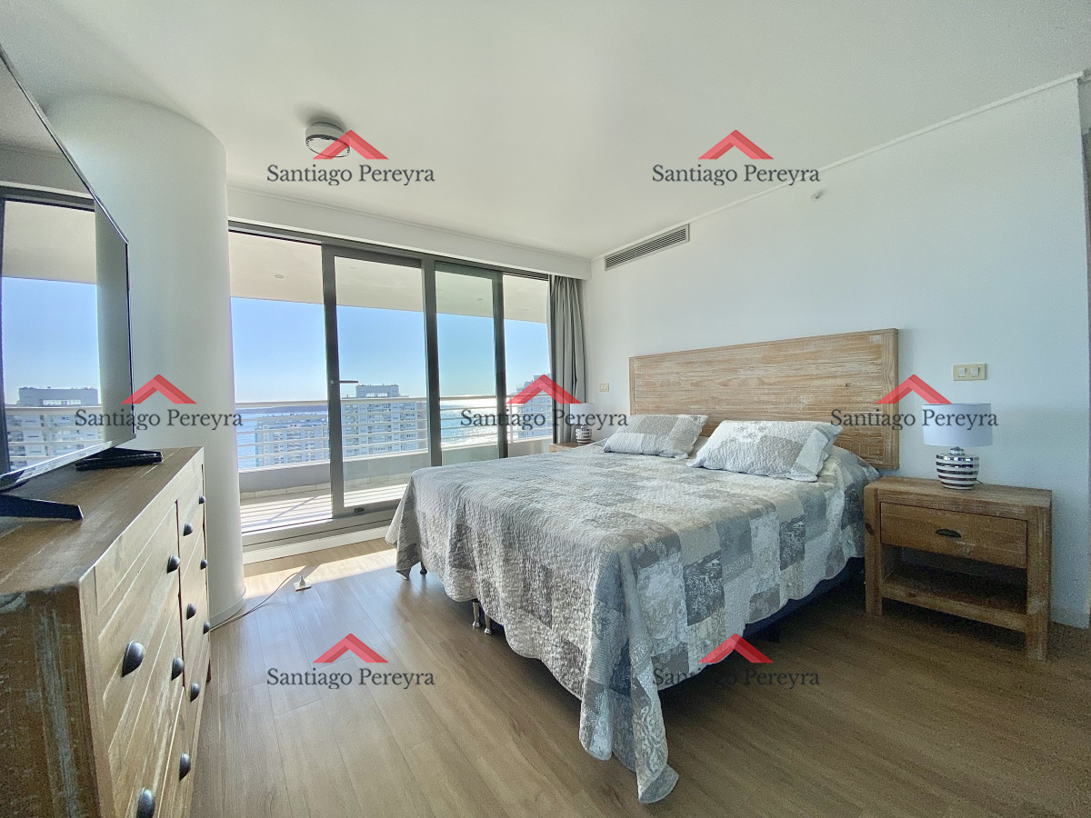 Apartamento ID.7185 - Hermoso penthouse duplex en zona Conrad