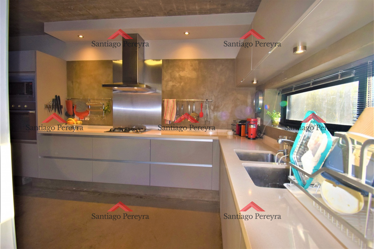 Casa ID.7441 - Zona residencial