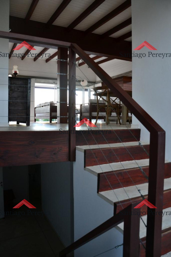 Casa ID.7351 - Casa en Punta Piedras, 5 dormitorios *