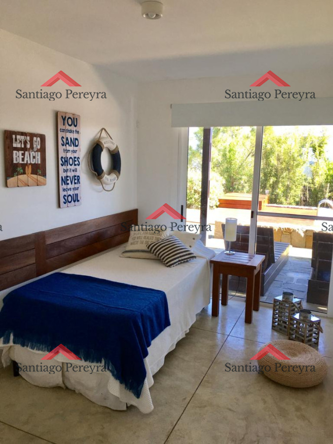 Casa ID.7351 - Casa en Punta Piedras, 5 dormitorios *