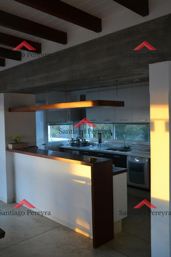 Casa ID.7351 - Casa en Punta Piedras, 5 dormitorios *
