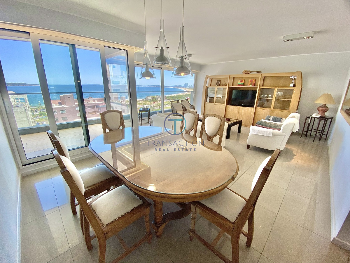 Apartamento ID.1311/Venta,-3-Dormitorios-en-Playa-Mansa-con-Vista-al-Mar - Alquiler 2 dormitorios y dependencia , Mansa Punta del Este