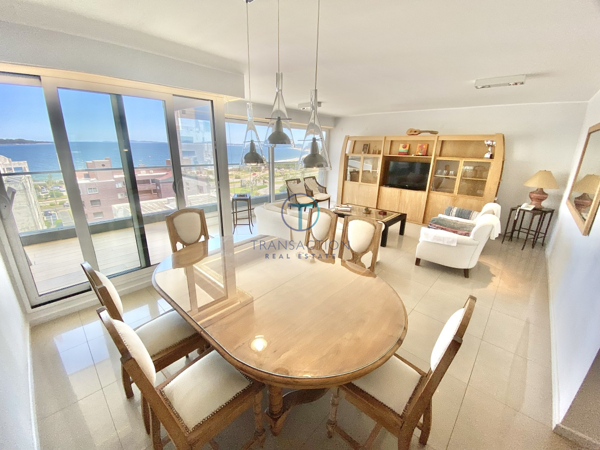 Apartamento ID.1311/Venta,-3-Dormitorios-en-Playa-Mansa-con-Vista-al-Mar - Alquiler 2 dormitorios y dependencia , Mansa Punta del Este