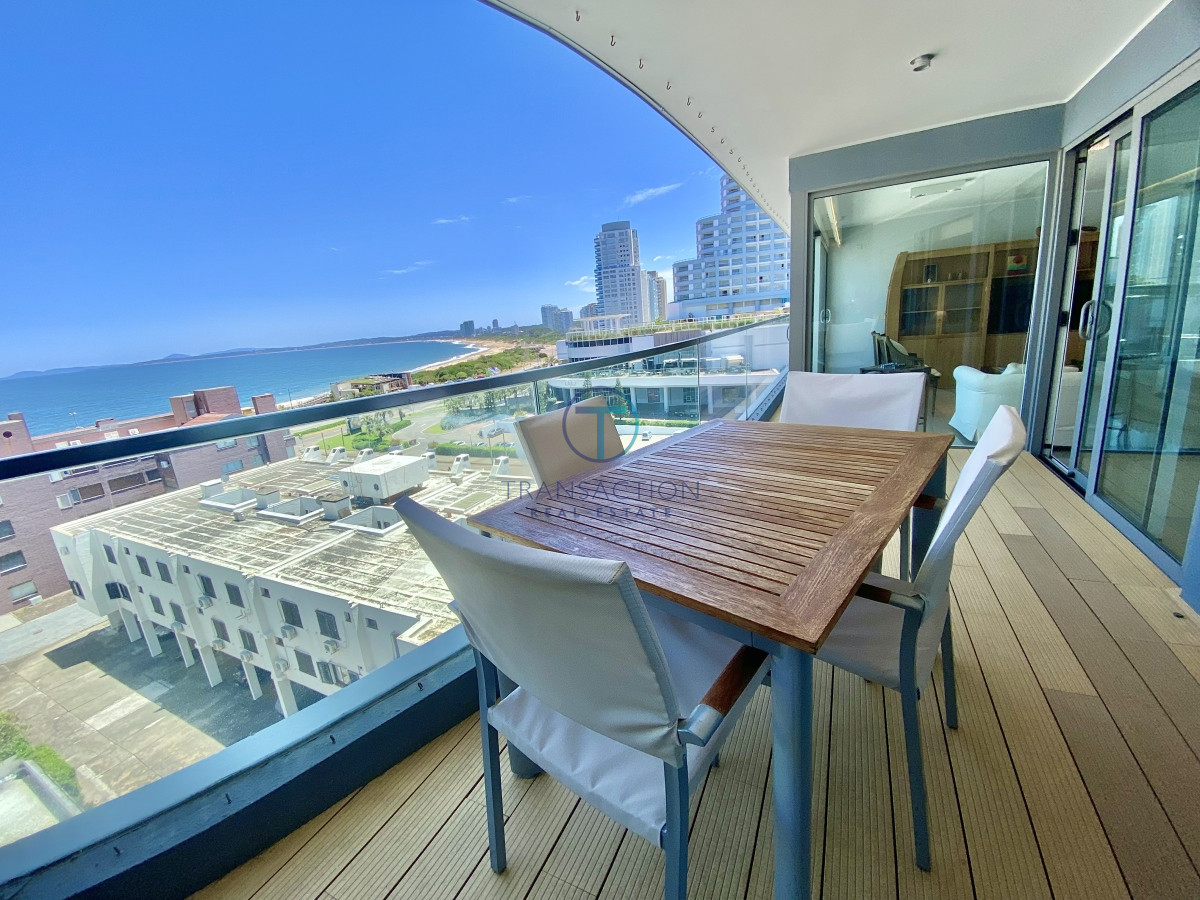 Apartamento ID.1311/Venta,-3-Dormitorios-en-Playa-Mansa-con-Vista-al-Mar - Alquiler 2 dormitorios y dependencia , Mansa Punta del Este