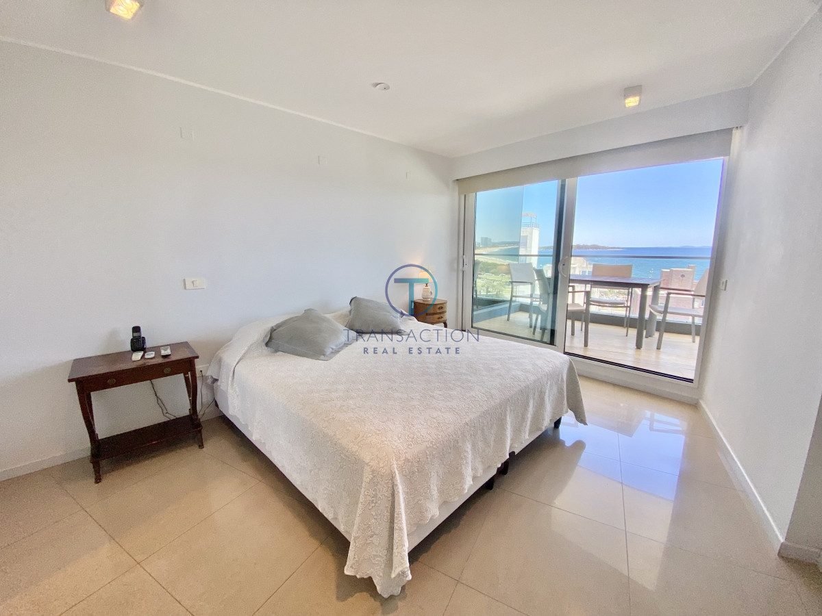 Apartamento ID.1311/Venta,-3-Dormitorios-en-Playa-Mansa-con-Vista-al-Mar - Alquiler 2 dormitorios y dependencia , Mansa Punta del Este