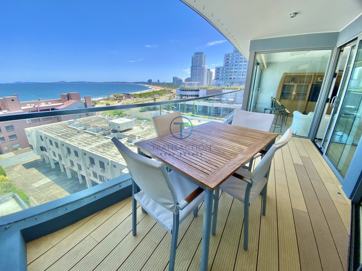 Apartamento ID.1311/Venta,-3-Dormitorios-en-Playa-Mansa-con-Vista-al-Mar - Alquiler 2 dormitorios y dependencia , Mansa Punta del Este