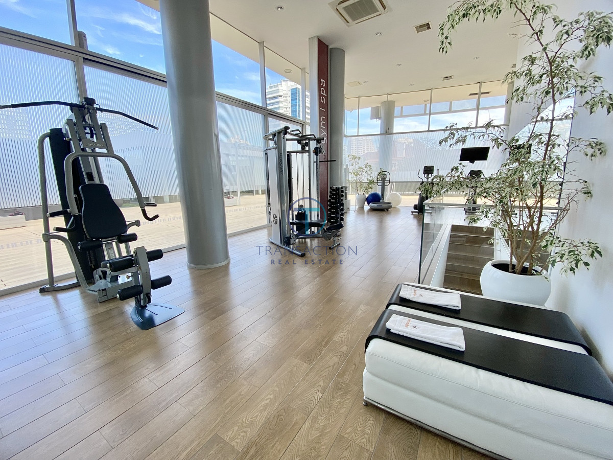 Apartamento ID.1311/Venta,-3-Dormitorios-en-Playa-Mansa-con-Vista-al-Mar - Alquiler 2 dormitorios y dependencia , Mansa Punta del Este