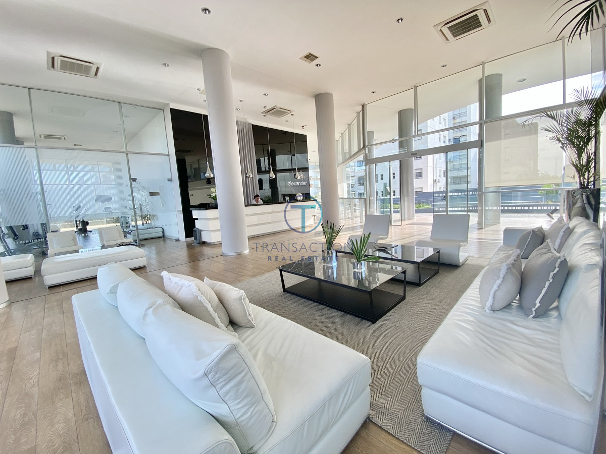 Apartamento ID.1311/Venta,-3-Dormitorios-en-Playa-Mansa-con-Vista-al-Mar - Alquiler 2 dormitorios y dependencia , Mansa Punta del Este