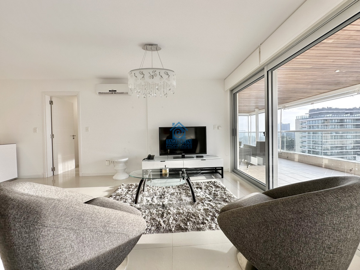 Brava - GoPunta - Portal Inmobiliario de Punta del Este - Maldonado