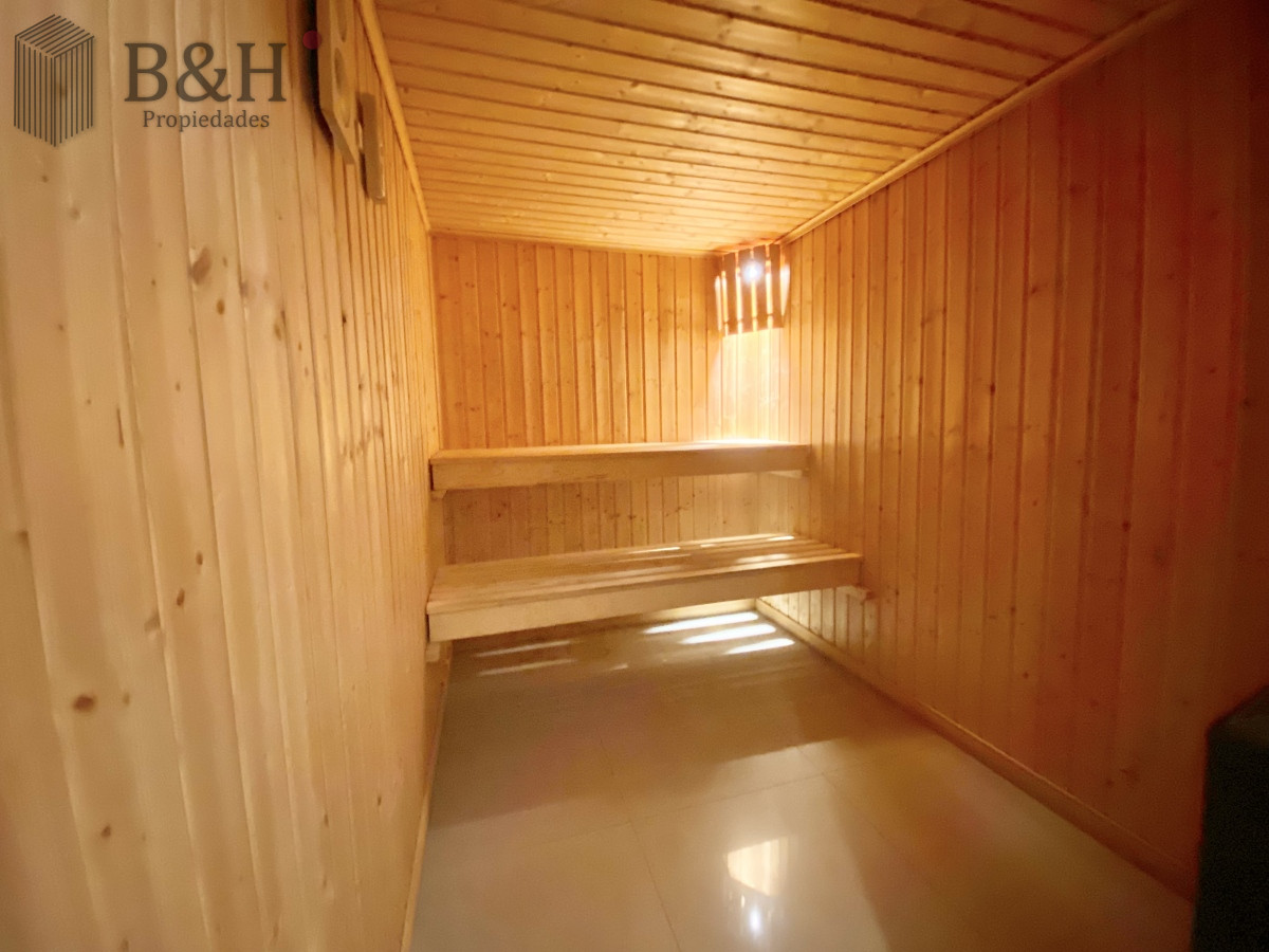 Apartamento ID.3382 - Apartamento Alquiler 2 dormitorios y dependencia de servicio Mansa Punta del Este