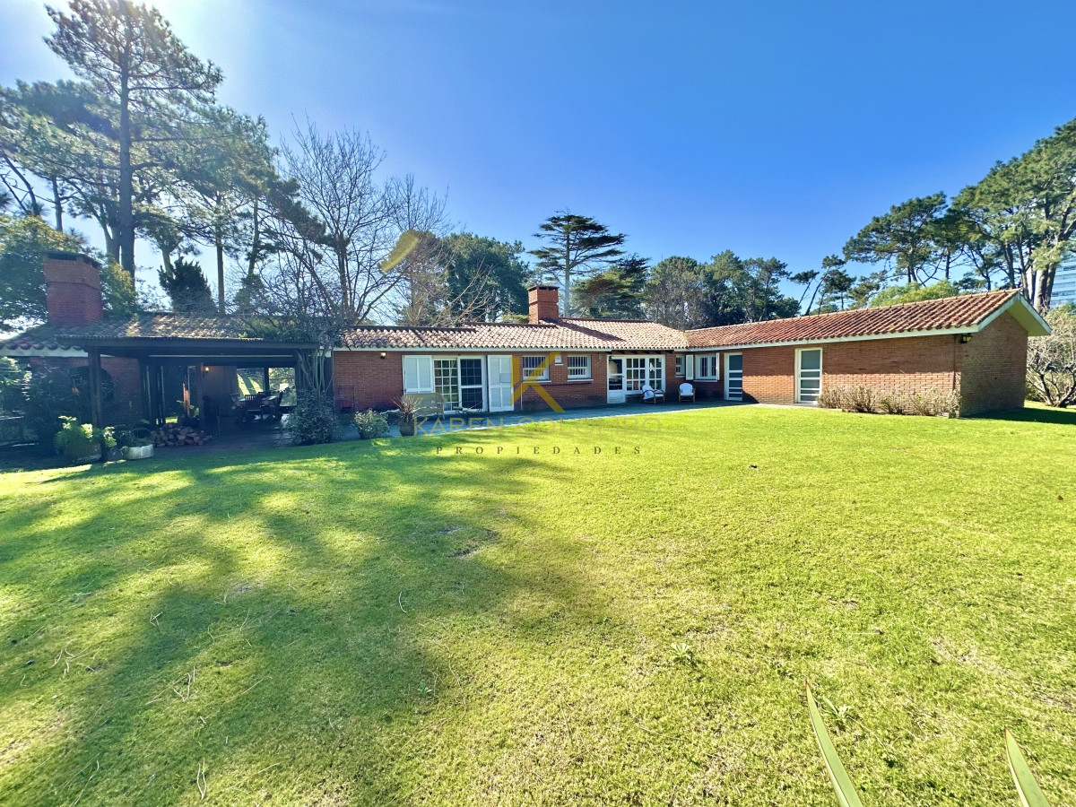 Casa ID.21094865 - Venta Casa 6 dormitorios Mansa Punta del Este