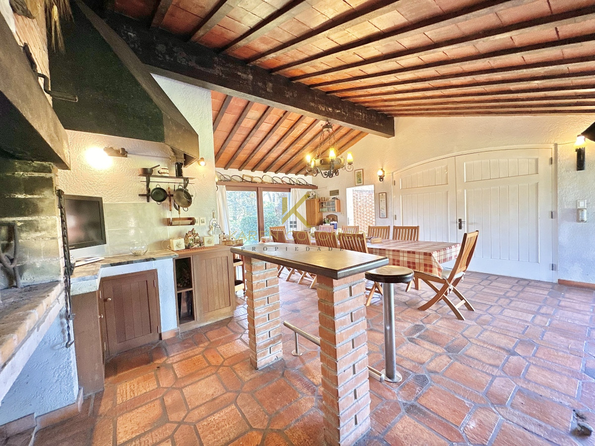 Casa ID.21094865 - Venta Casa 6 dormitorios Mansa Punta del Este