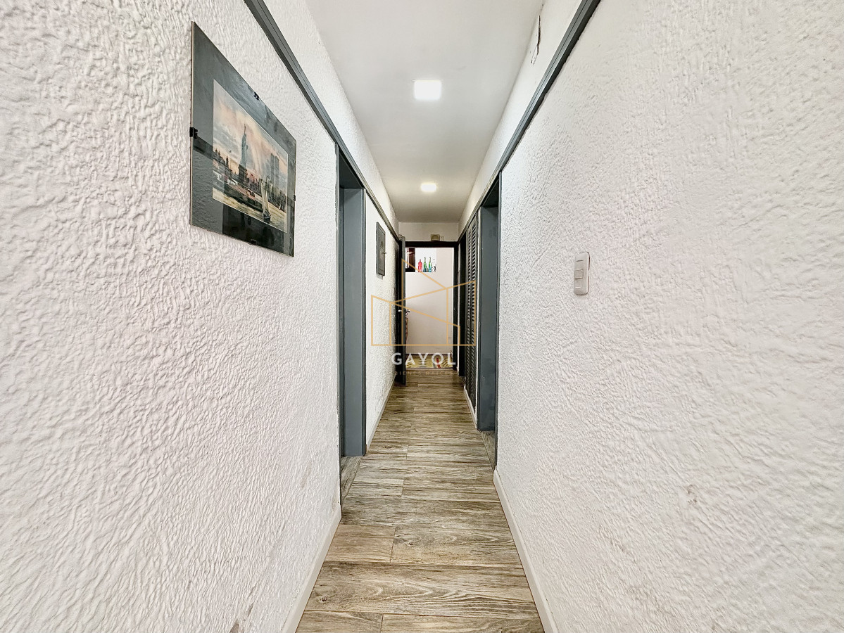 Casa ID.1026 - Casa Venta 5 dormitorios Cantegril Punta del Este