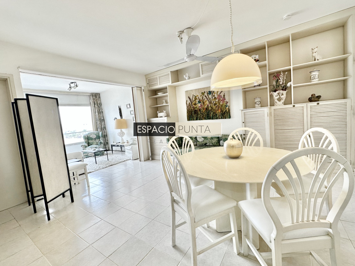 Apartamento ID.261 - VENTA, Apartamento, 1 dormitorio, Península, Punta del Este, Uruguay