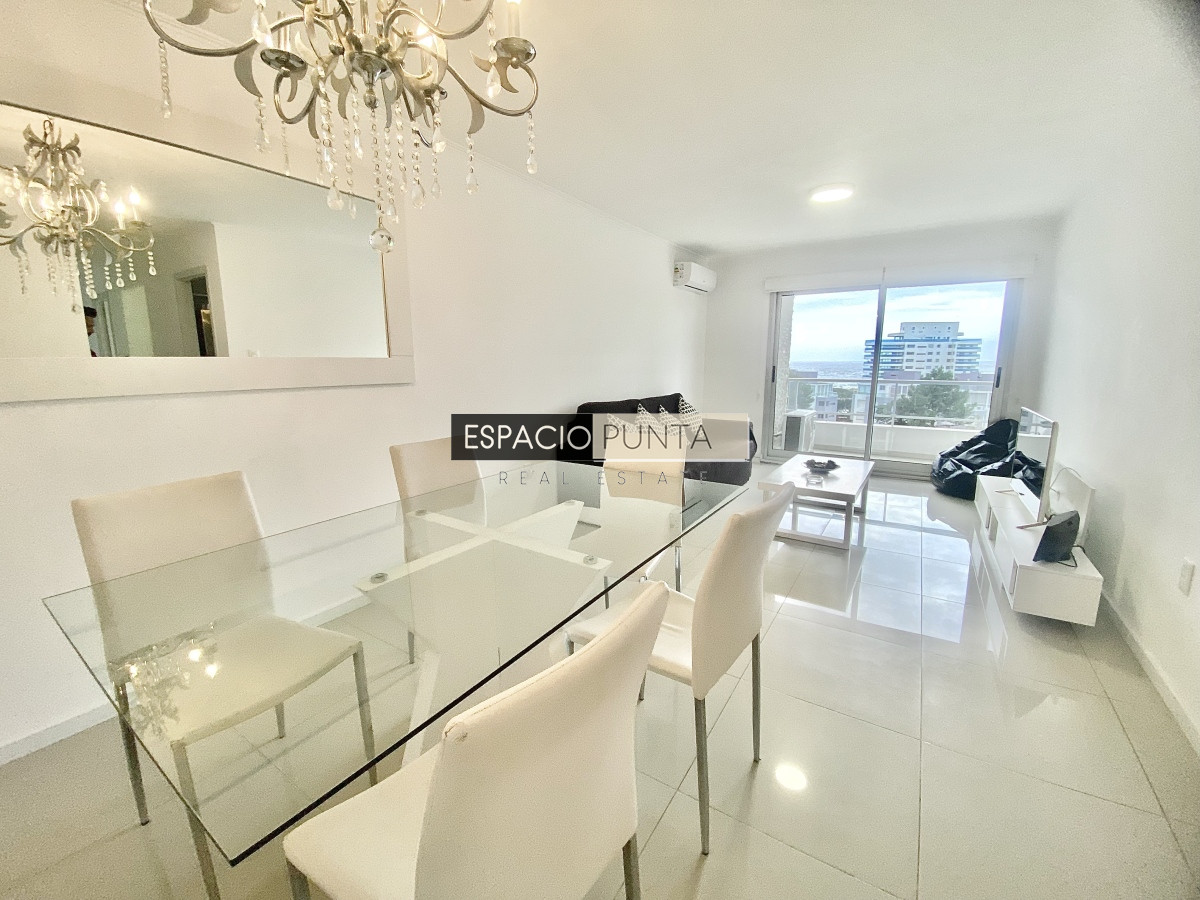 Apartamento ID.313 - Apartamento en Playa Brava, Punta del Este.