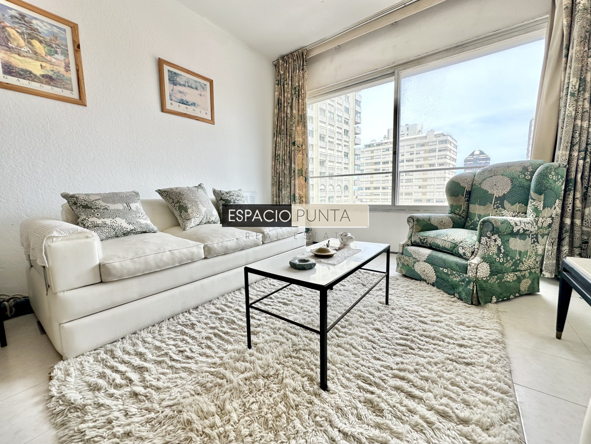 Apartamento ID.261 - VENTA, Apartamento, 1 dormitorio, Península, Punta del Este, Uruguay