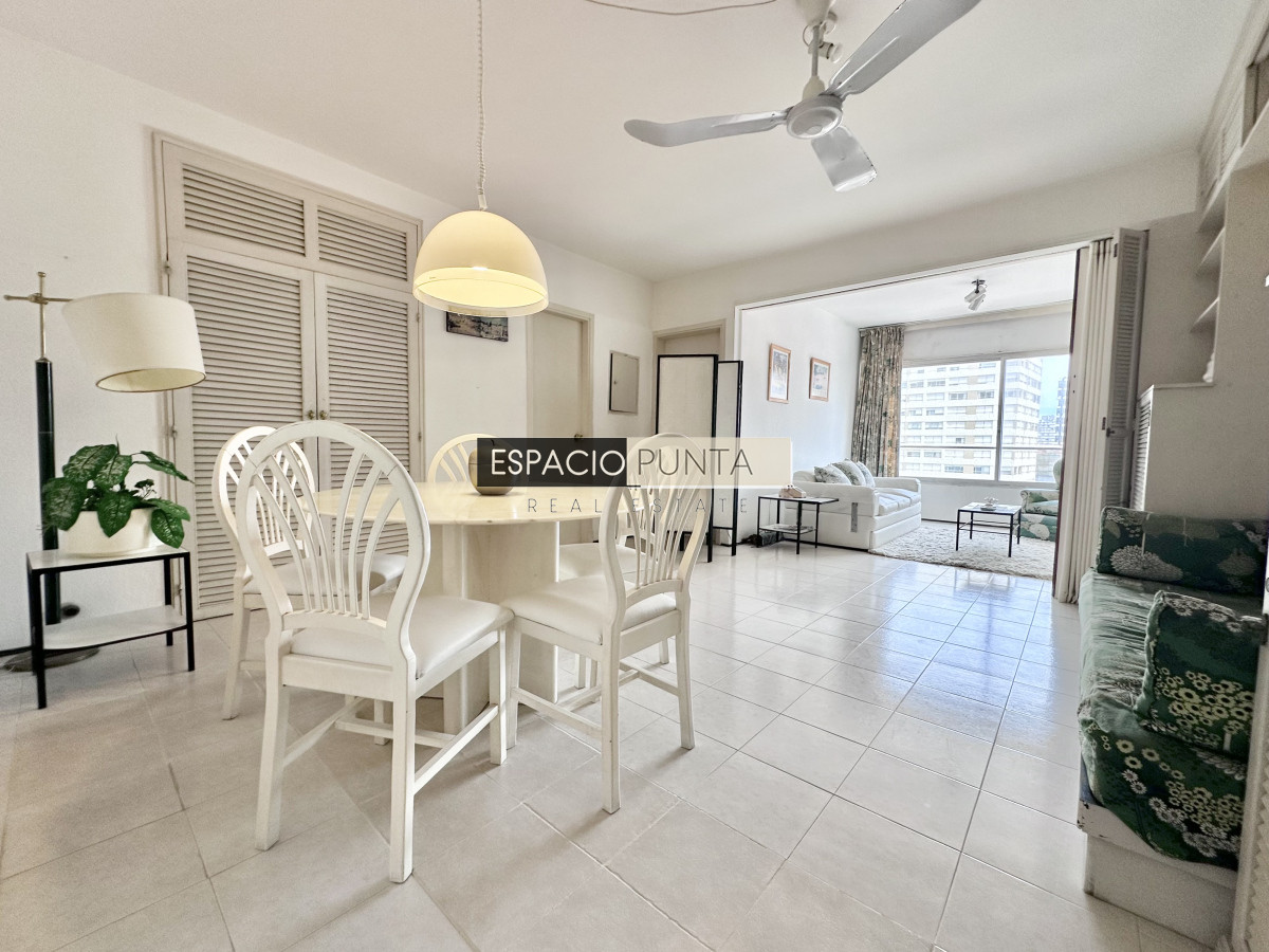 Apartamento ID.261 - VENTA, Apartamento, 1 dormitorio, Península, Punta del Este, Uruguay